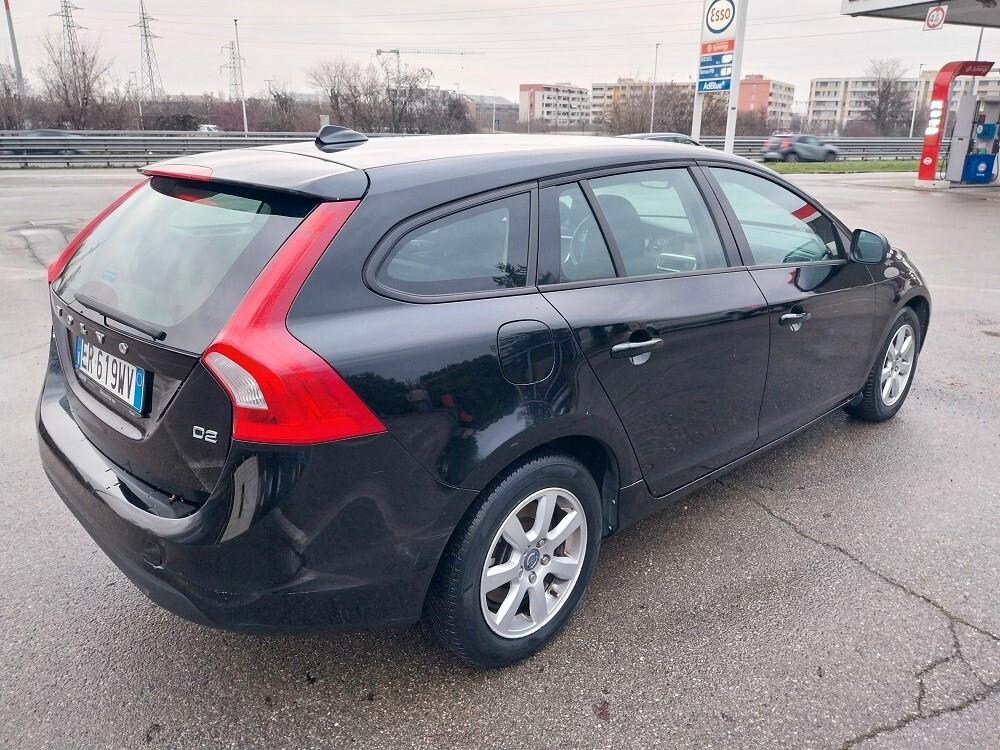 Volvo V60 D2 1.6 Summum