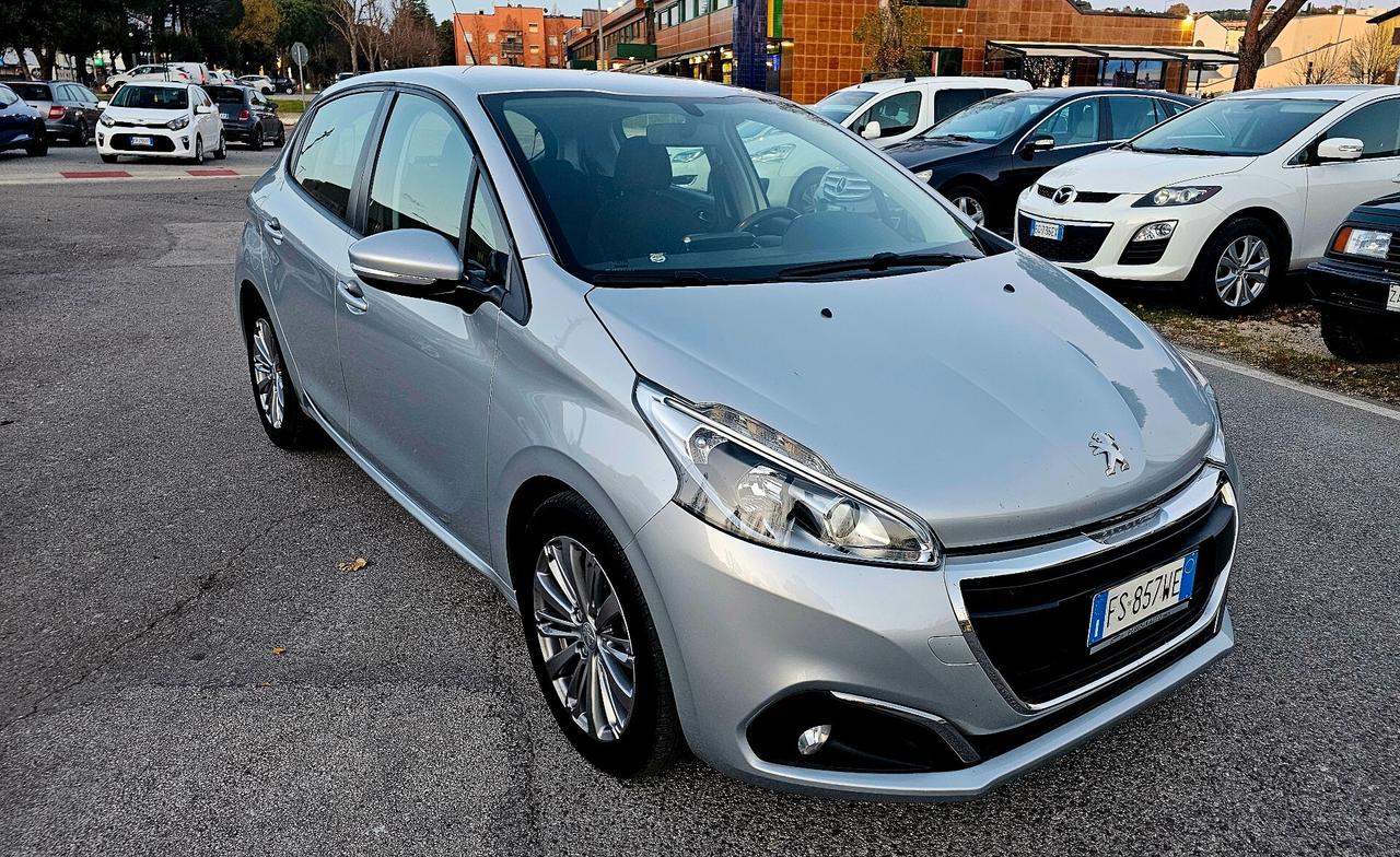 Peugeot 208 IBlueHDi 75 5 porte Allure