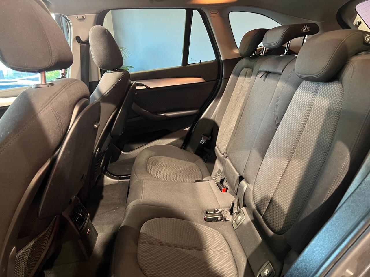 Bmw X1 sDrive18d Advantage TETTO