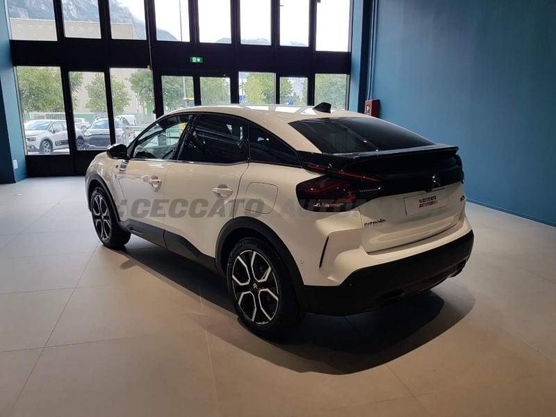 Citroën e-C4 motore elettrico 136 CV Shine