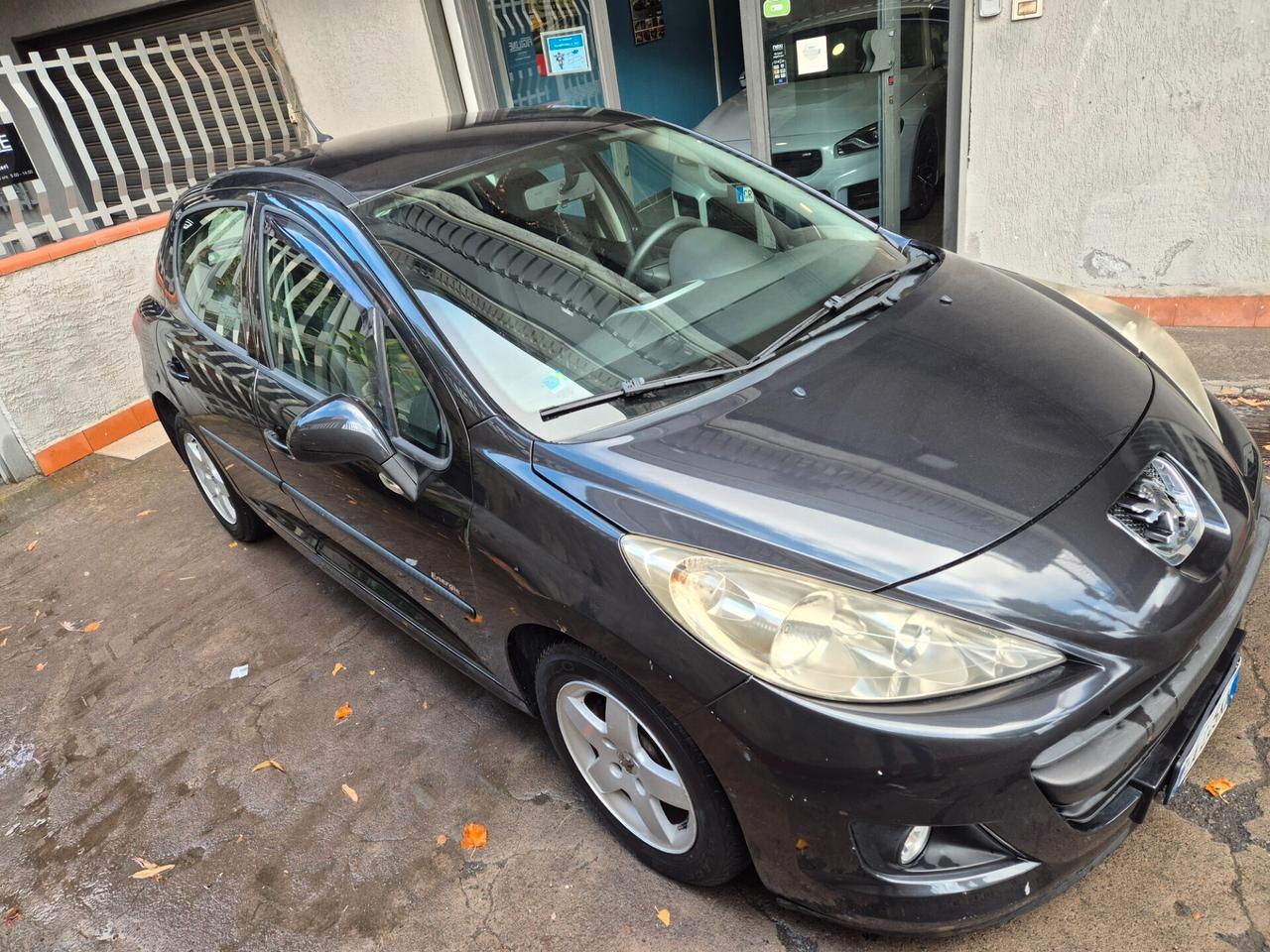 Peugeot 207 1.4 8V 75CV 5p. X Line ECO GPL