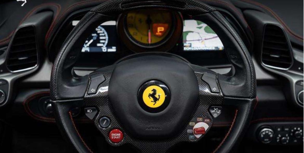 FERRARI 458 ITALIA SPIDER V8 566 CV