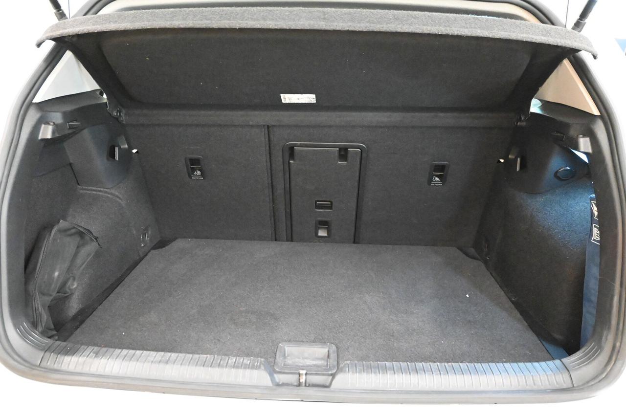 VOLKSWAGEN Golf 8ª serie Golf 1.0 TSI EVO Life