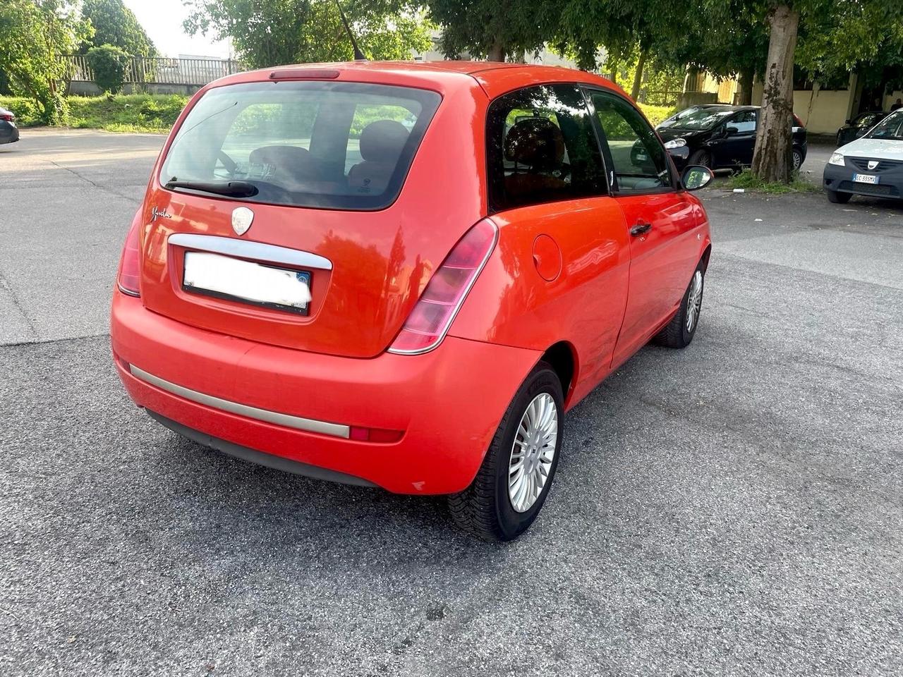 Lancia Ypsilon 1.2 Benzina per Neopatentati