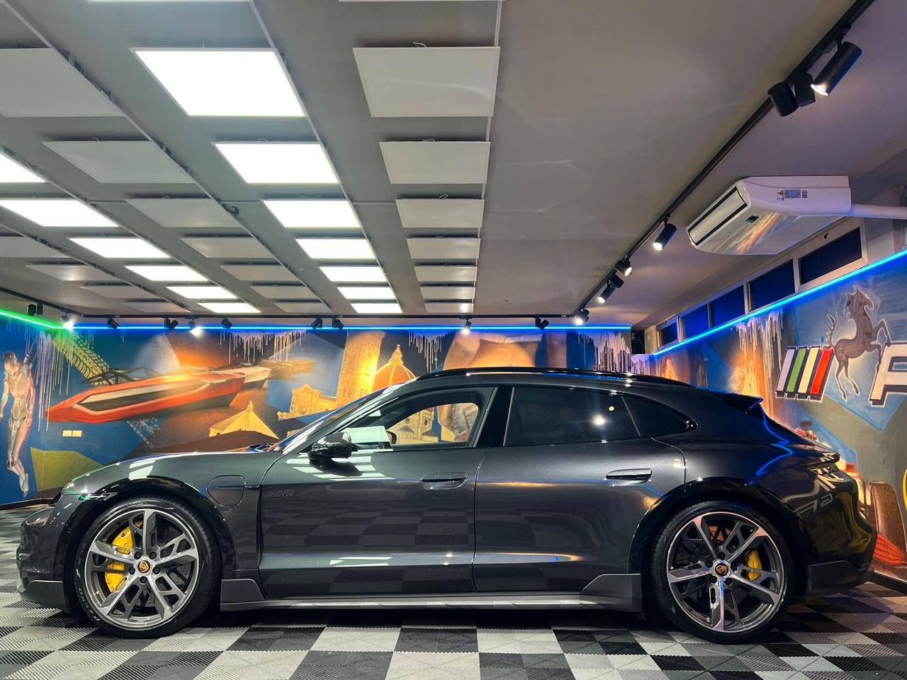 Porsche Taycan Taycan Turbo S Cross Turismo 761CV (922)