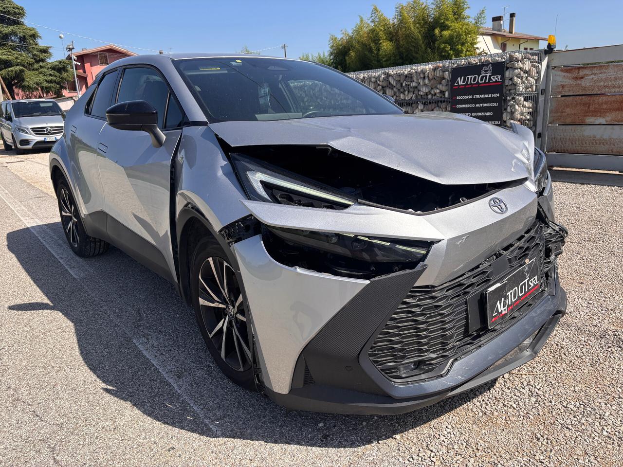 Toyota C-HR 2.0 HV Lounge Premiere