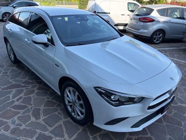 MERCEDES-BENZ CLA 250 e Shooting Brake Automatic EQ Power 218cv