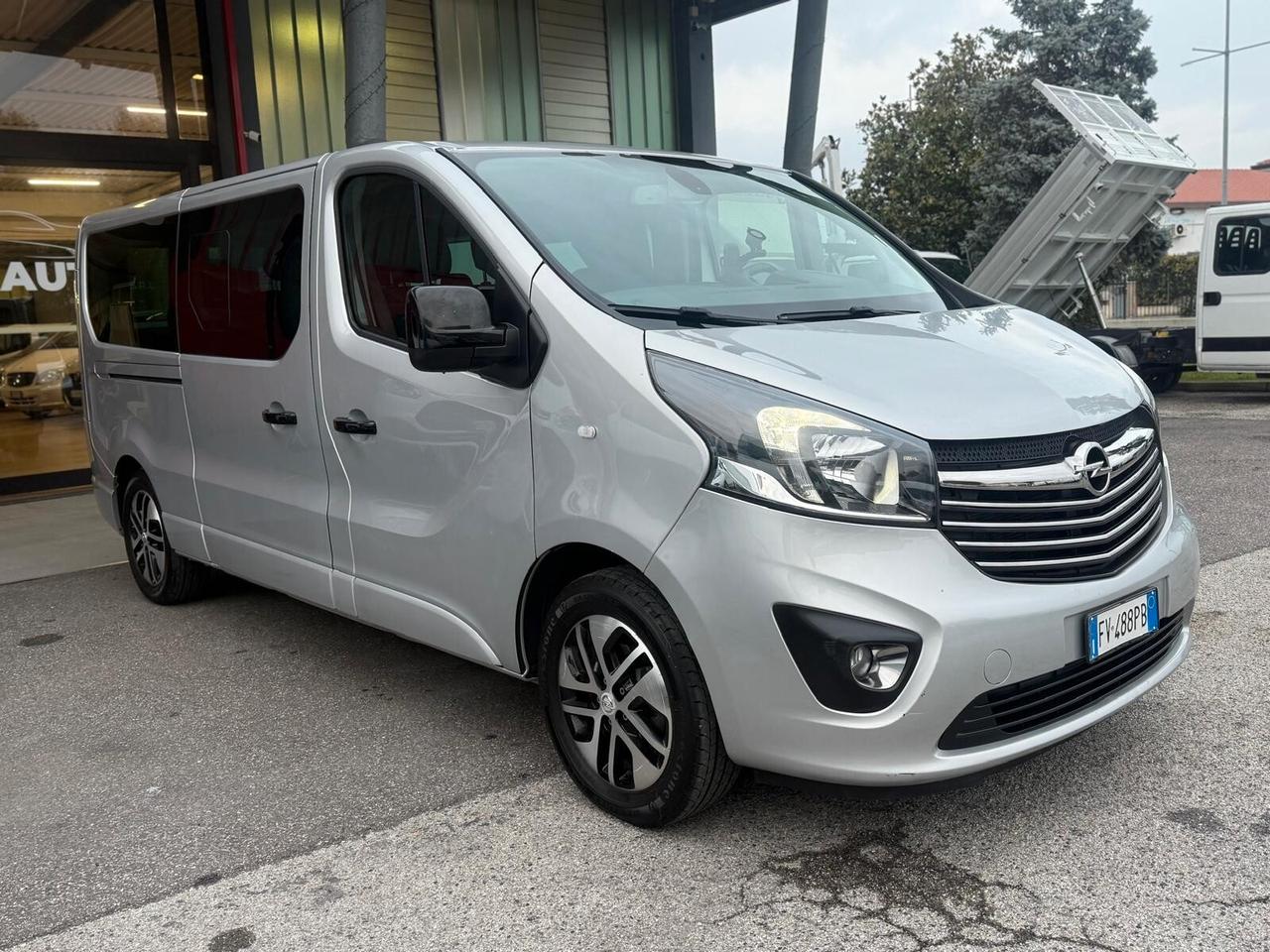 Opel Vivaro 27 1.6 BiTurbo S&S EcoFLEX PC-TN Tourer 8 posti