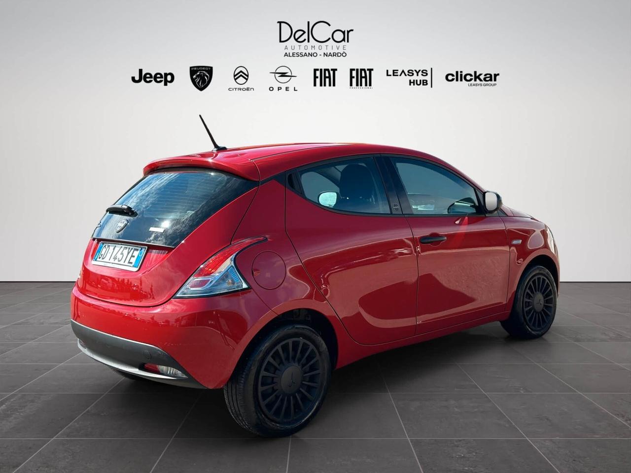 Lancia Ypsilon 1.0 FireFly 5 porte S&S Hybrid Ecochic Silver