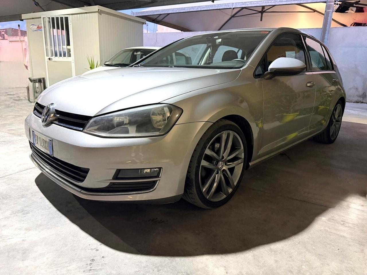 Volkswagen Golf 2.0 TDI 5p. Highline BlueMotion Technology