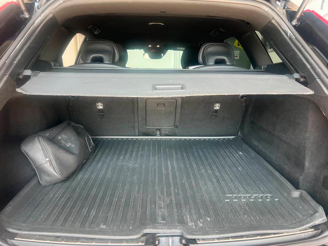 Volvo XC60 2.0 d4 R-design awd geartronic my18