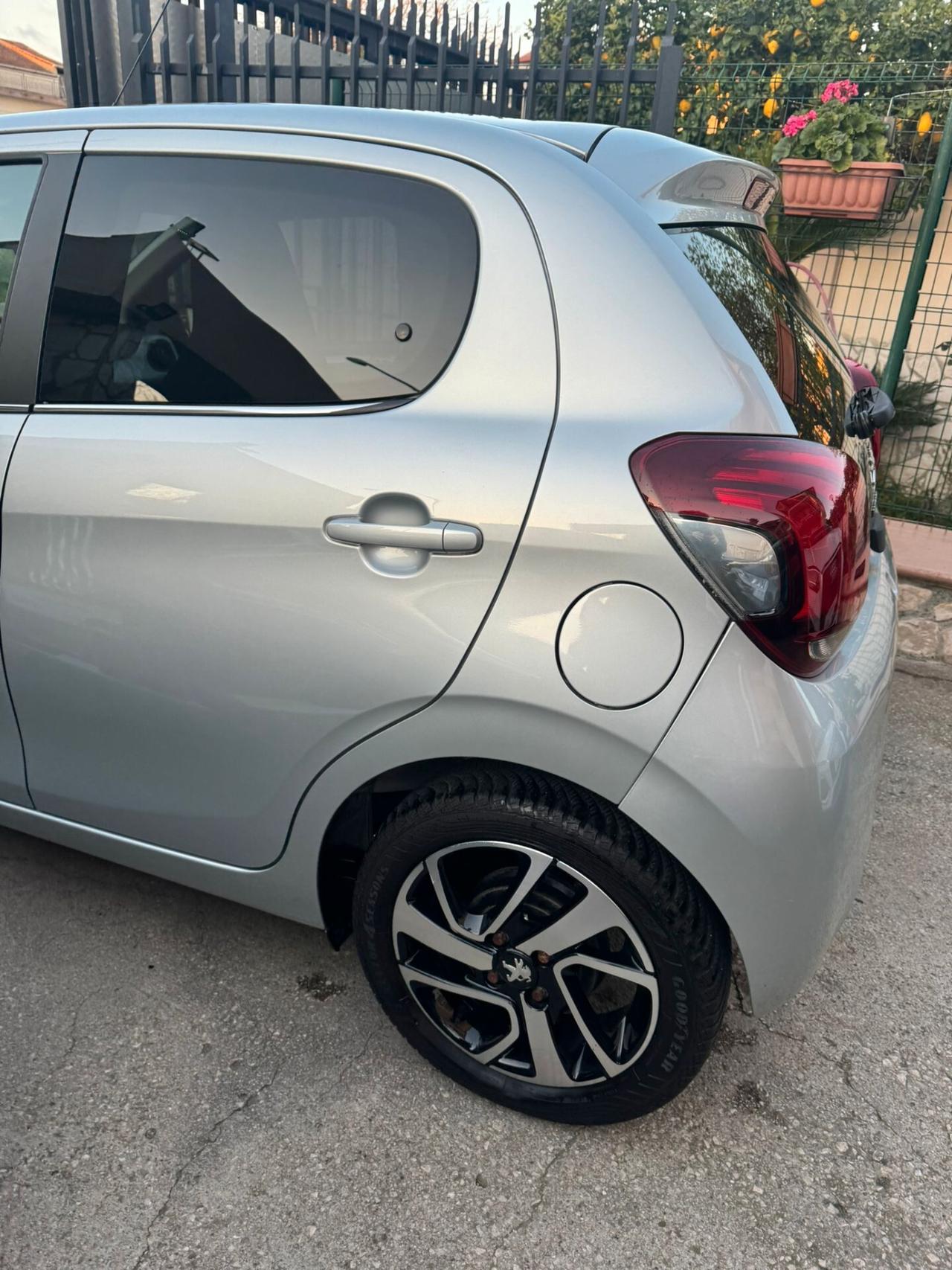 Peugeot 108 VTi 68 ETG 5 porte Allure TOP!