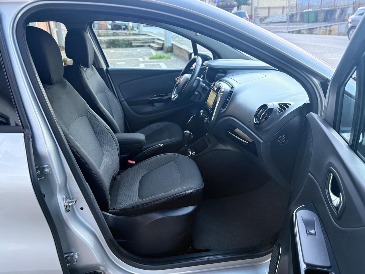 Renault Captur 1.5 dCi 90 CV EDC Energy R-Link LED