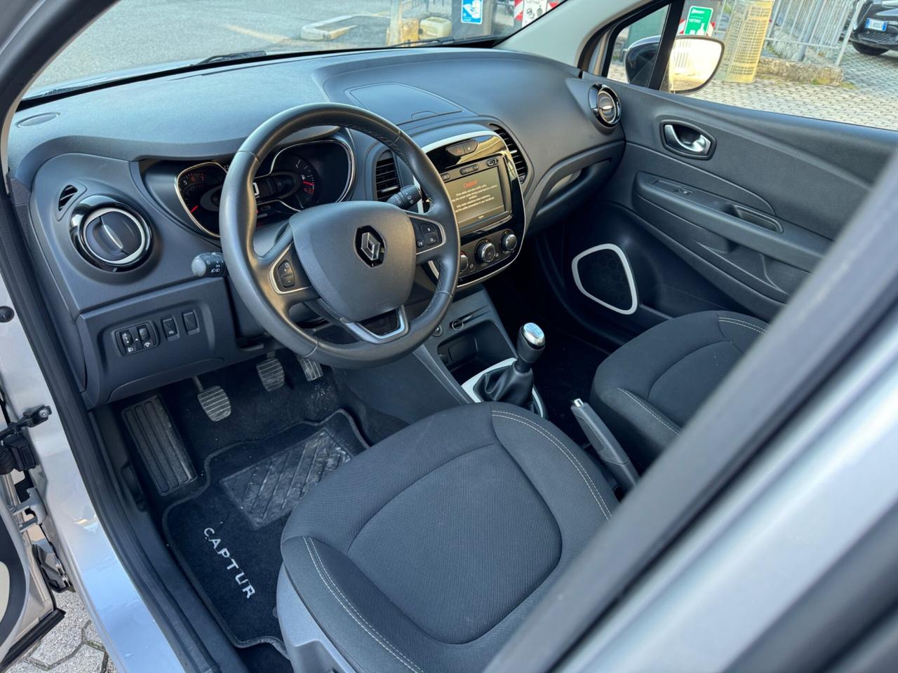Renault Captur TCe 12V 90 CV Business