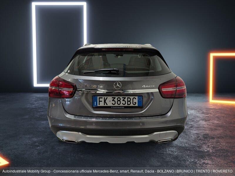 Mercedes-Benz GLA 220 d AUTOMATIC 4MATIC SPORT