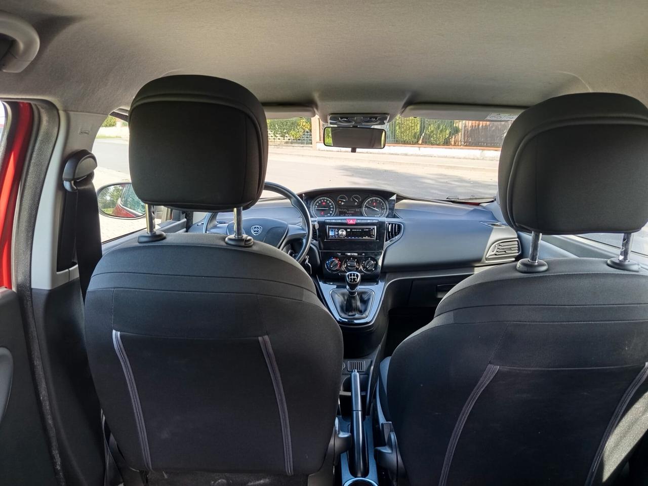 Lancia Ypsilon 1.2 69 CV 5 porte Mya