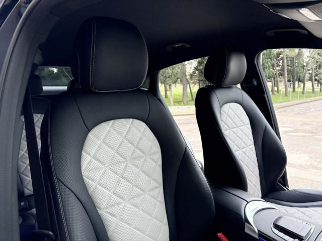 MERCEDES-BENZ GLC 300 de 4Matic Plug-in hybrid Coupé Premium Plus.