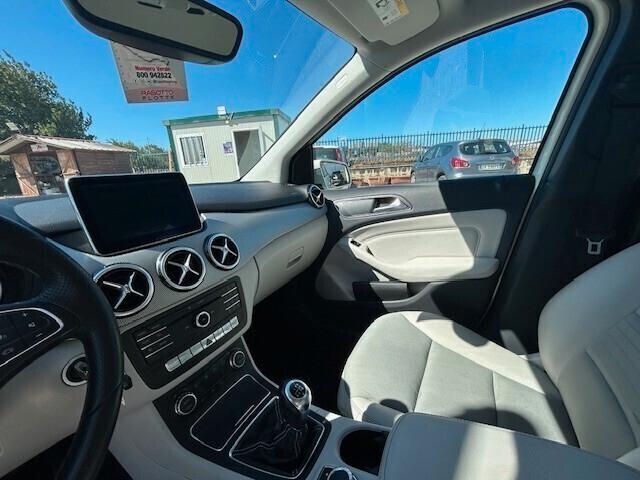 Mercedes-benz B 200 CDI SPORT