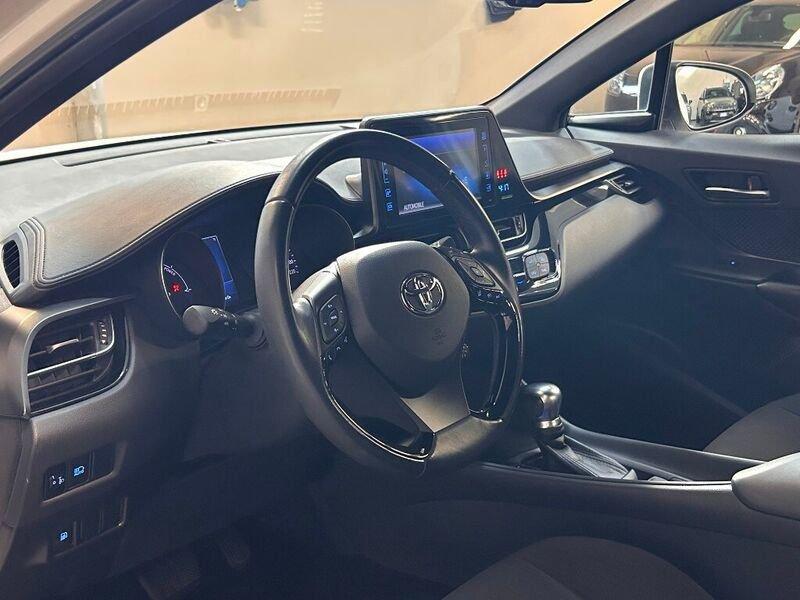 Toyota C-HR 1.8 Hybrid E-CVT Active