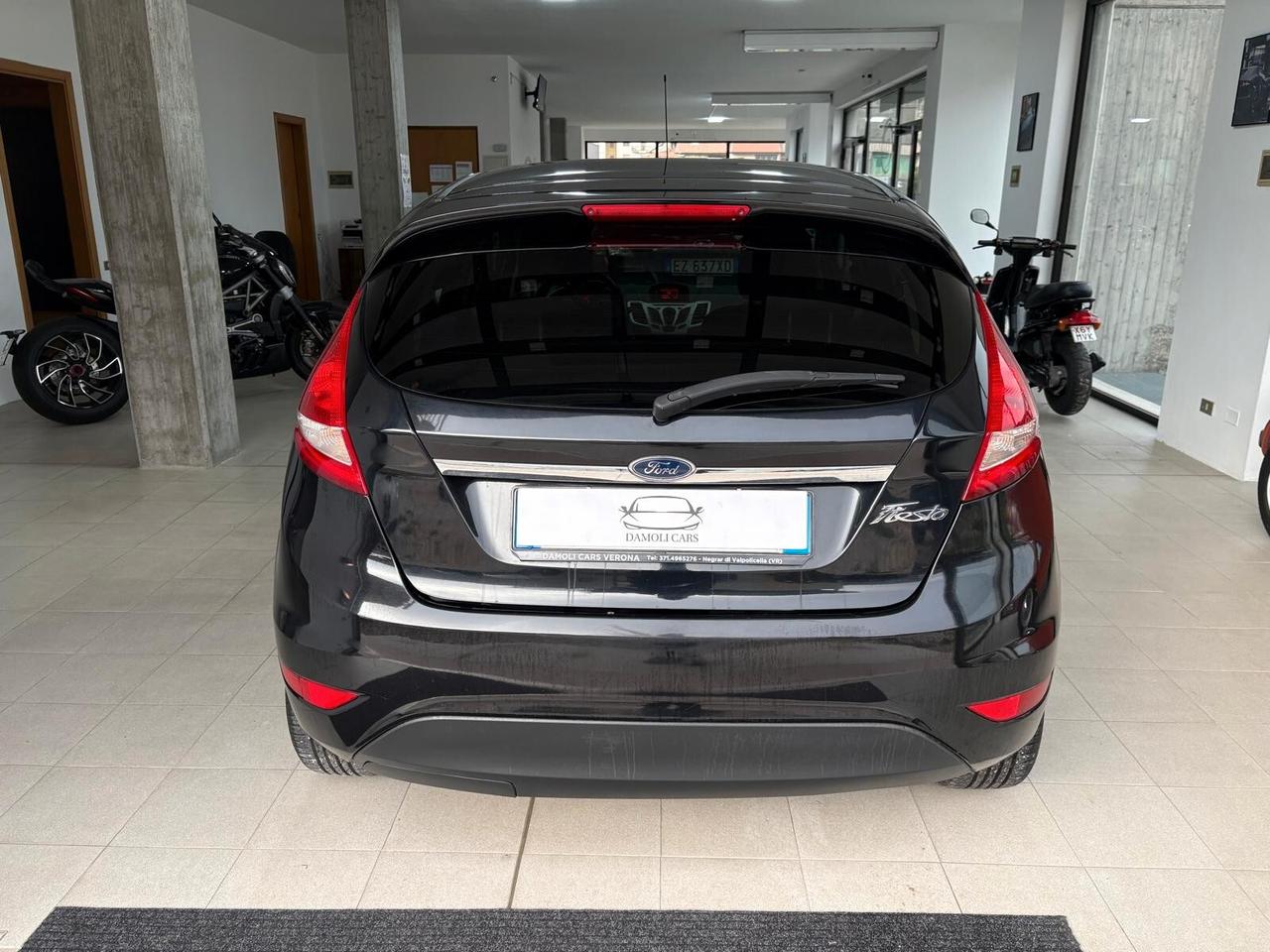 FORD FIESTA TITANIUM 1.4 5P. BENZINA/GPL
