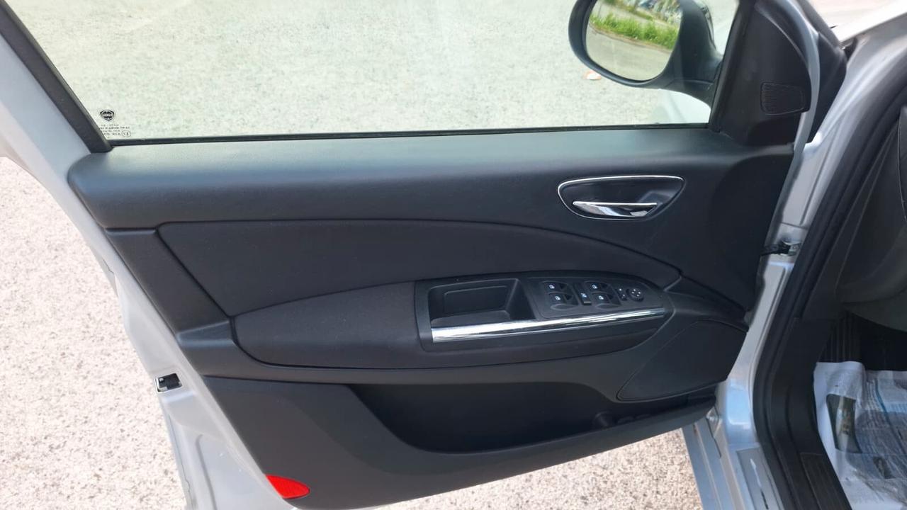 Lancia Delta 1.6 MJT DPF 105 CV