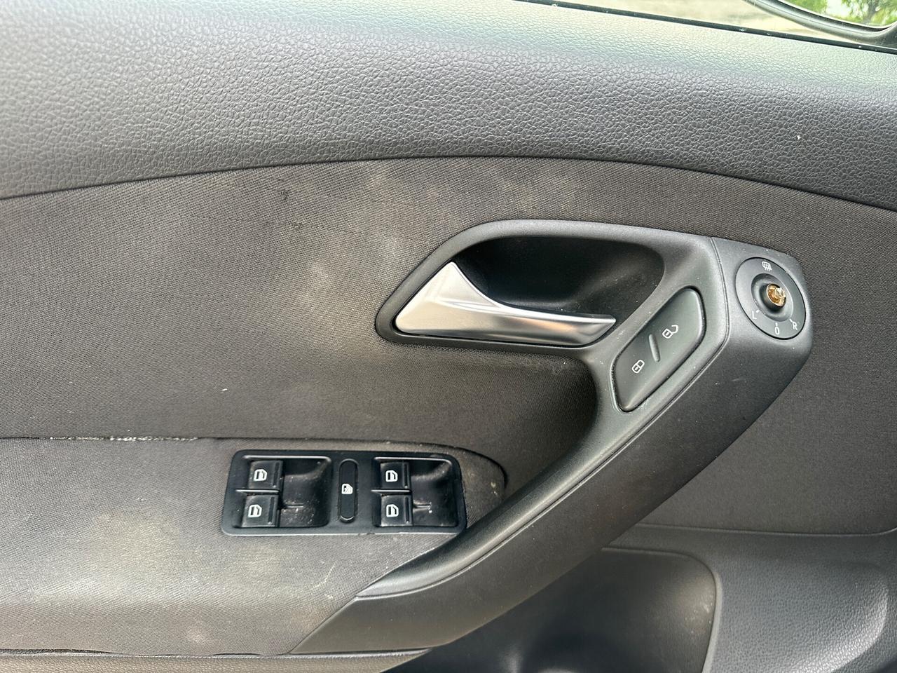 Volkswagen Polo 1.6 TDI 90CV (Garanzia 24 Mesi)