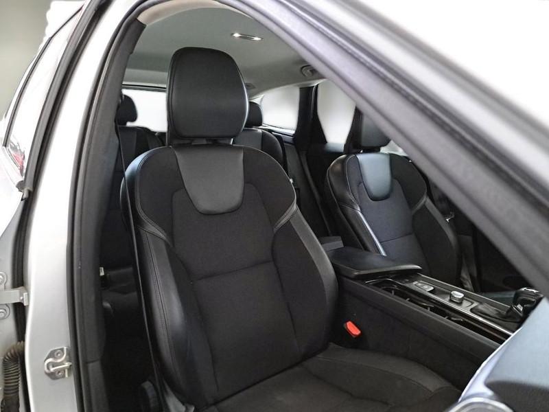 VOLVO XC60 D4 AWD Geartronic Business