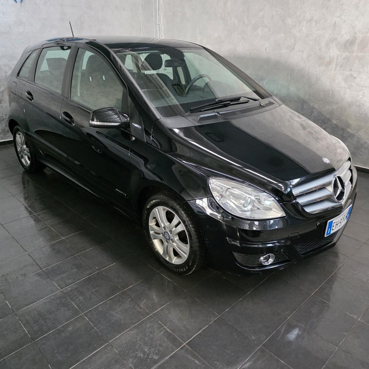 Mercedes-benz B 180 NEOPATENTATI+PELLE