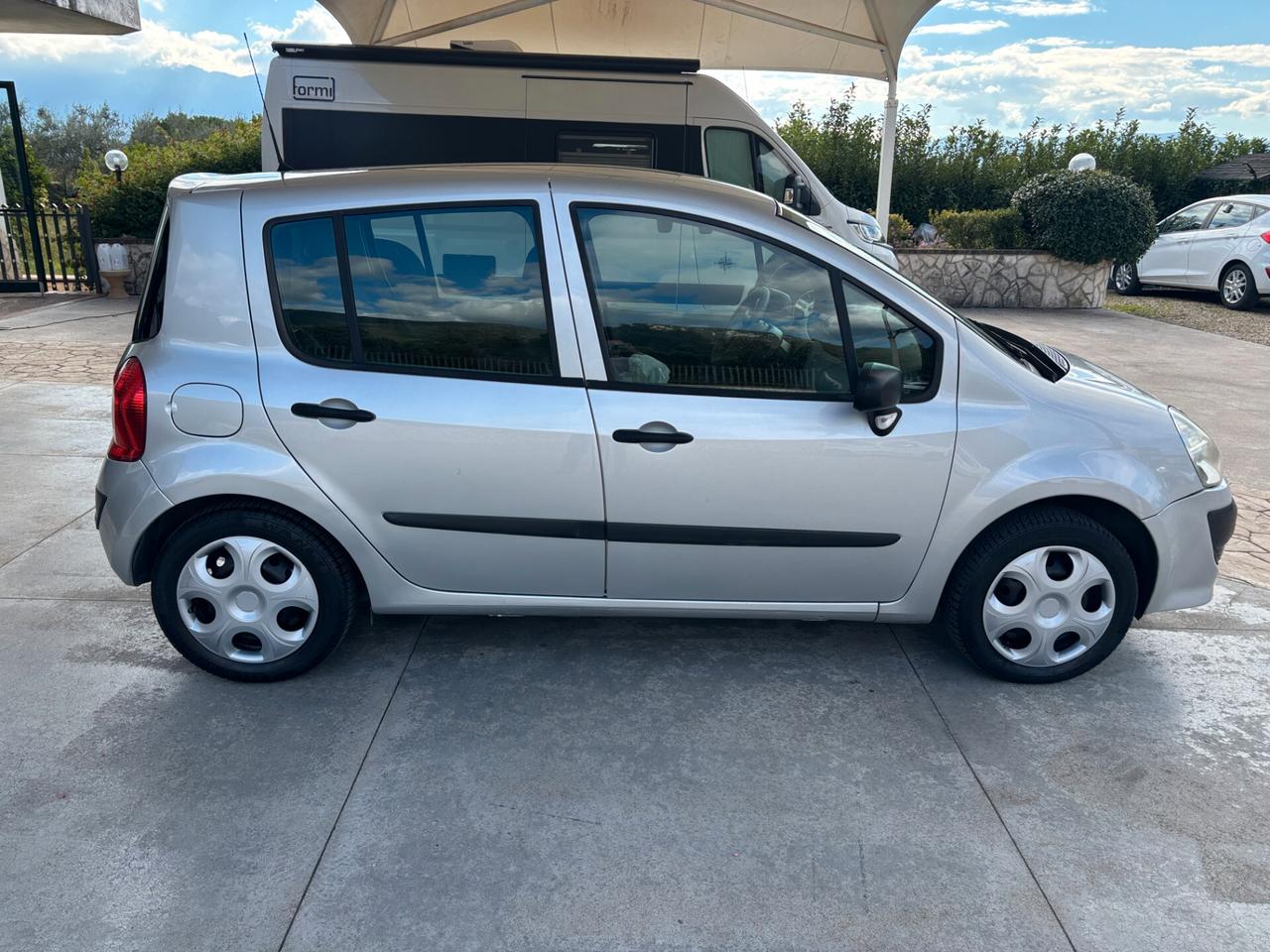 Renault Modus 1.5 dCi 70CV Expression-2010