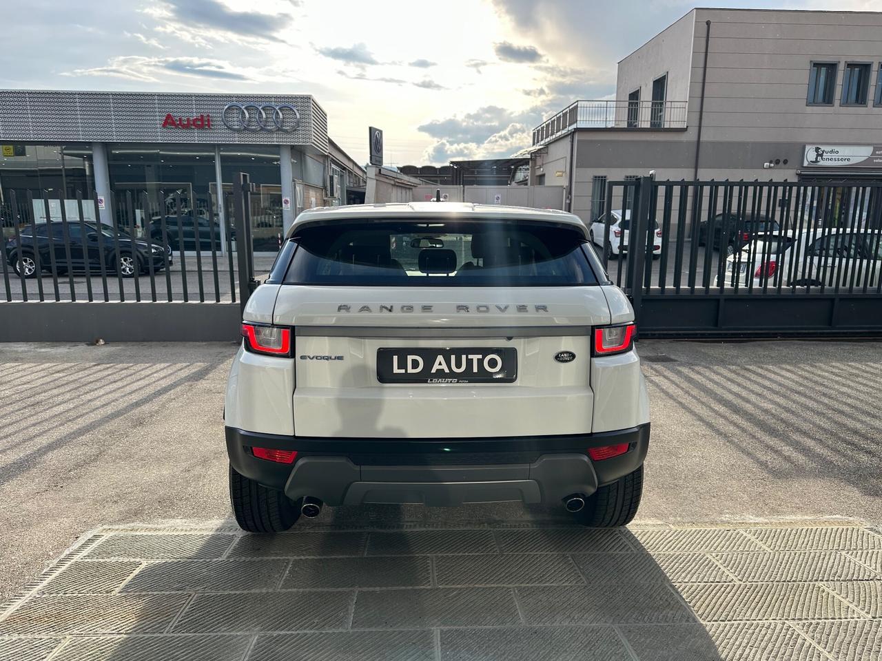 Land Rover Range Evoque 2.0 TD4 150 CV 5p. HSE