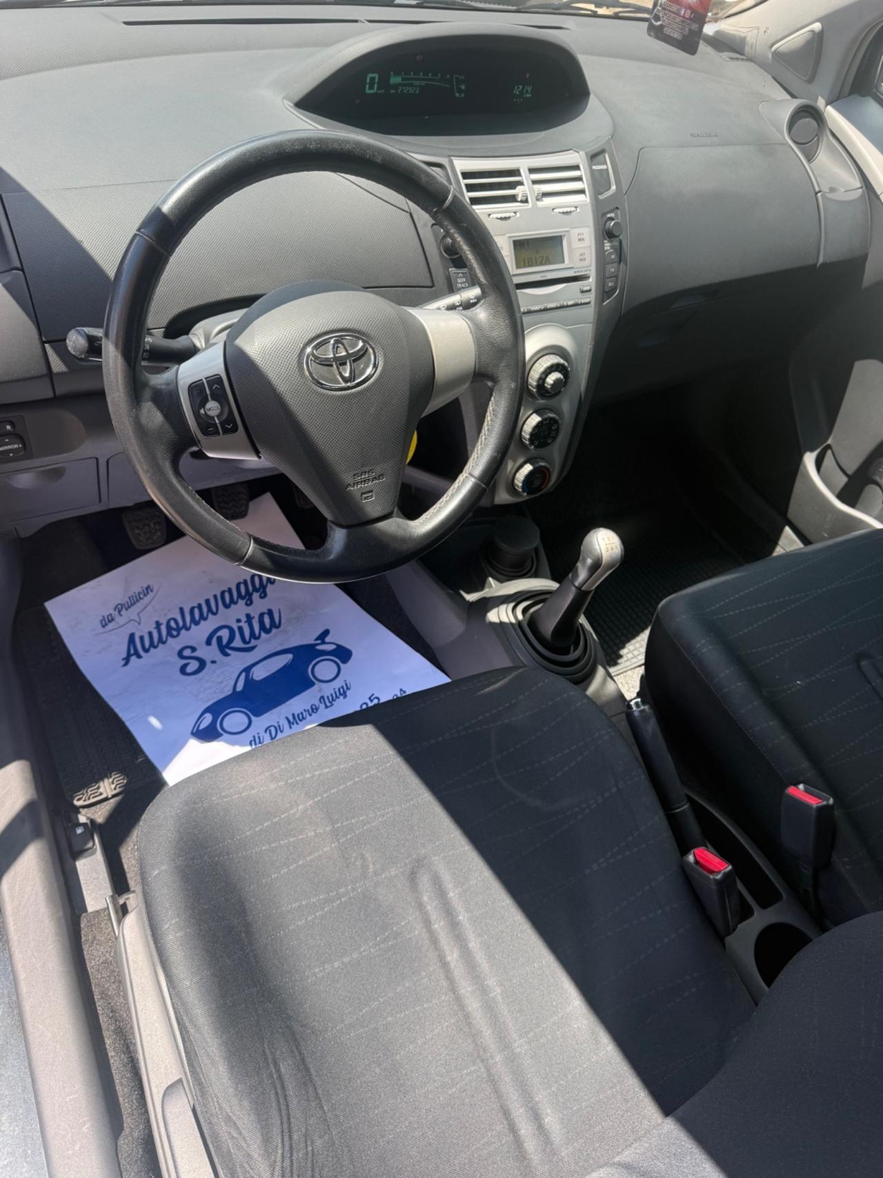 Toyota Yaris 1.4 D-4D 3 porte Navi