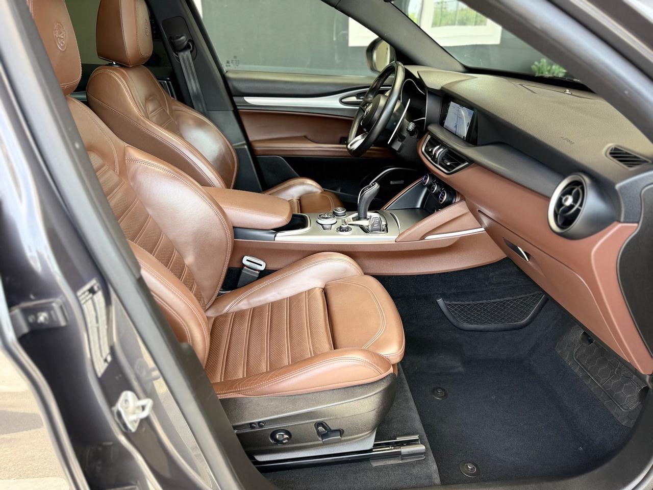 Alfa Romeo Stelvio 2.2 Turbodiesel 210 CV AT8 Q4 Veloce