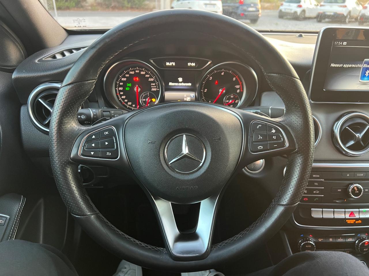 Mercedes-benz GLA 220 d Automatic Sport