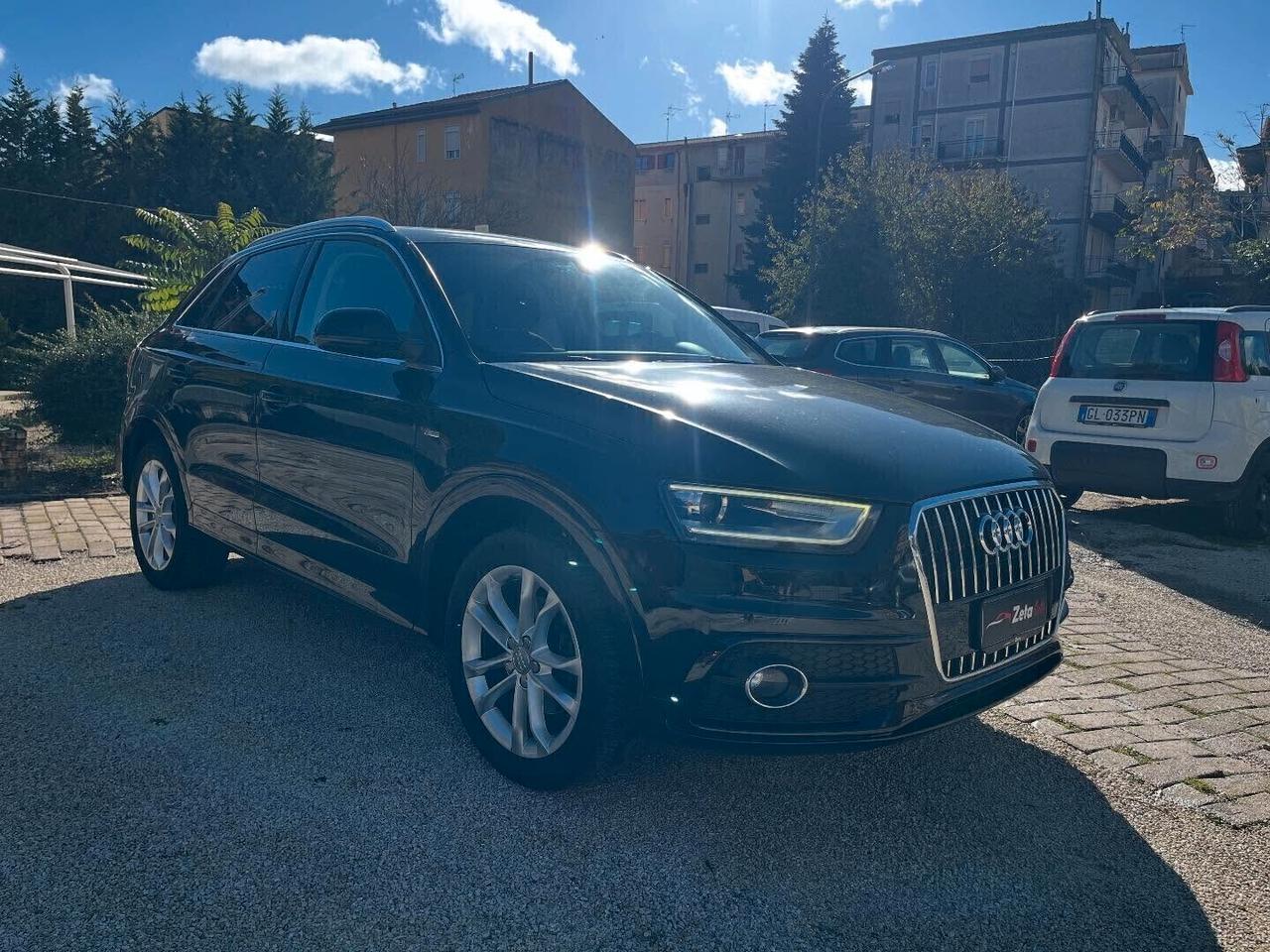 AUDI Q3 2.0 TDI S-LINE - 2015