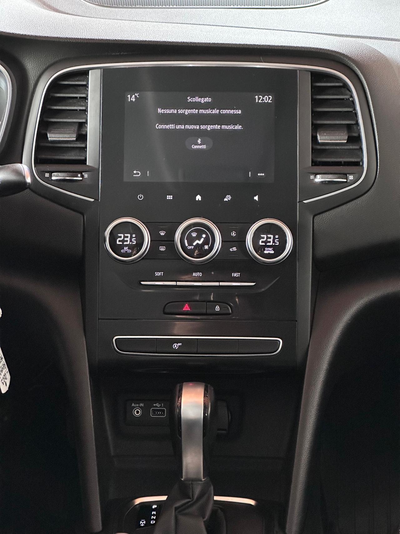 Renault Megane Mégane Blue dCi 115 CV EDC Techno