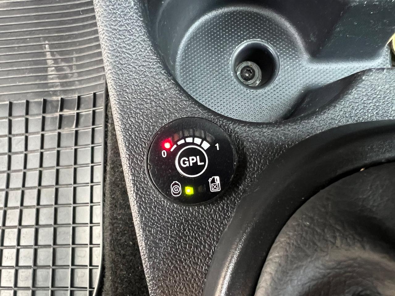 Dacia Duster 1.6 GPL Lauréate PERMUTE RATE GARANZIA
