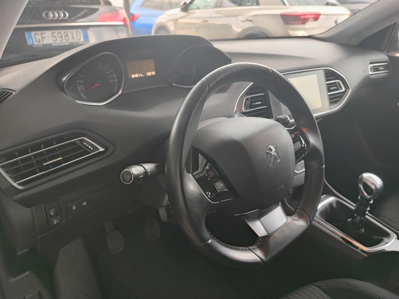 Peugeot 308 1.6 e-HDi 115 CV Stop&Start Allure