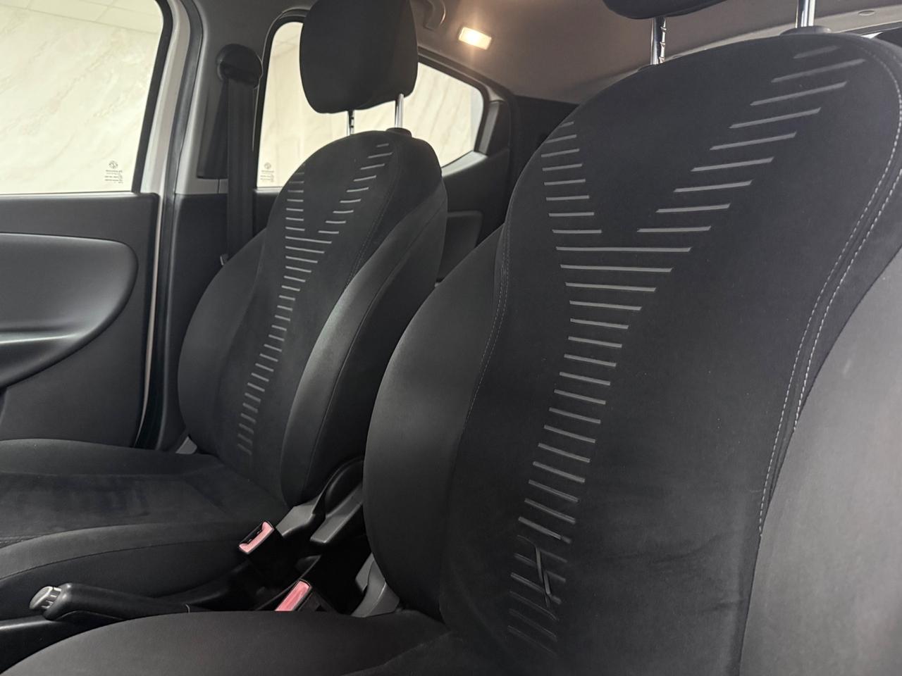 Lancia Ypsilon 1.2 69 CV 5P. Platinum
