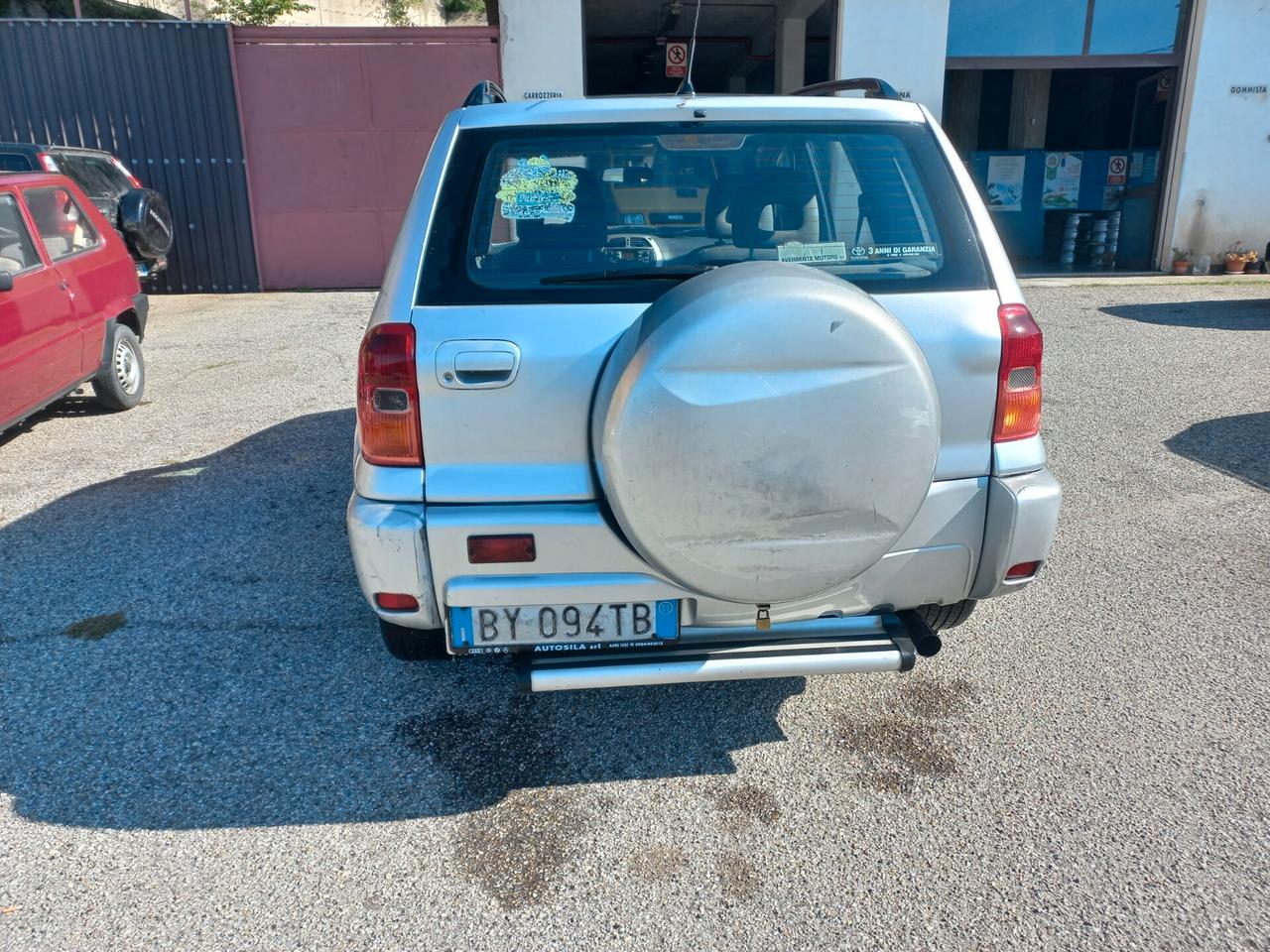 Toyota RAV 4 RAV4 2.0 Tdi D-4D cat 5 porte Sol