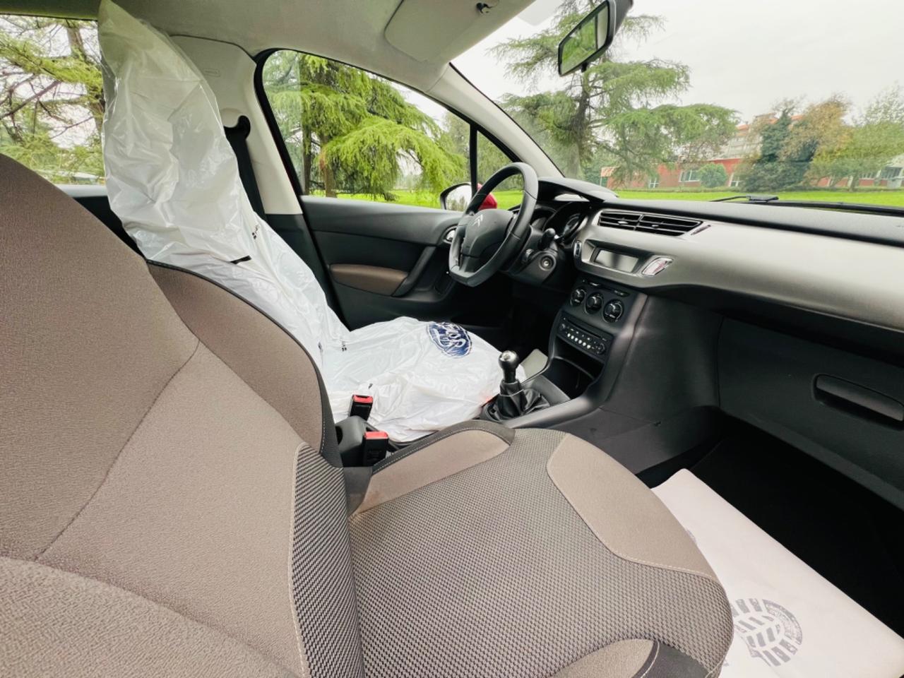 Citroen C3 PureTech 82 Exclusive CON 12 MESI DI GARANZIA