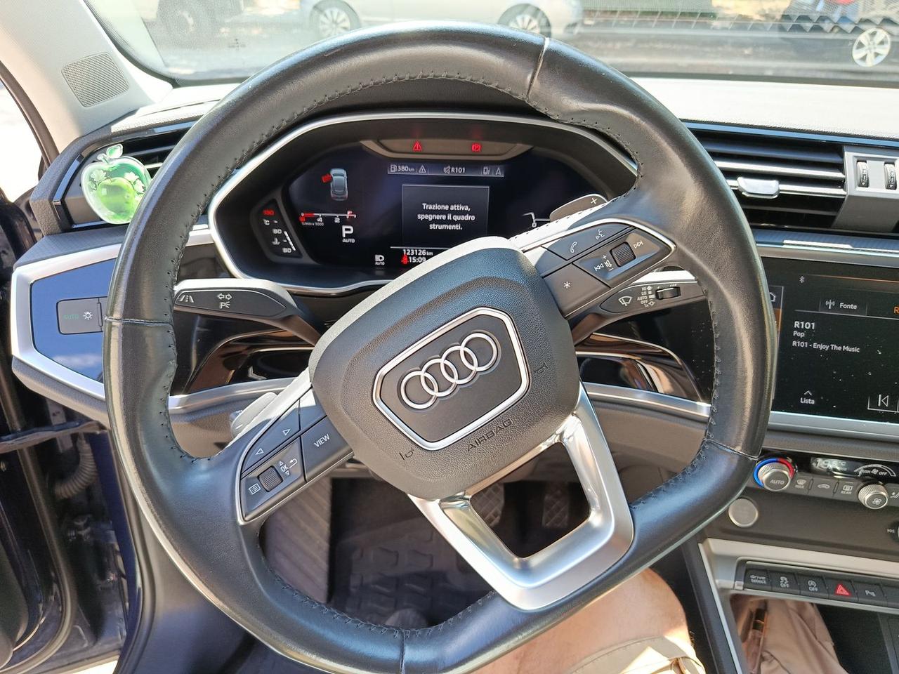 Audi Q3 2.0 TDI Business #6230