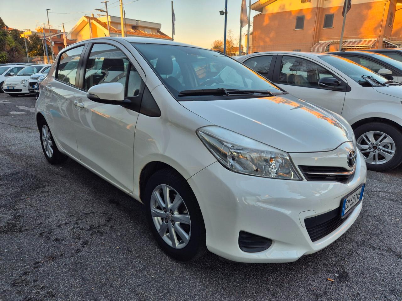 Toyota Yaris 1.0Benzina Lounge