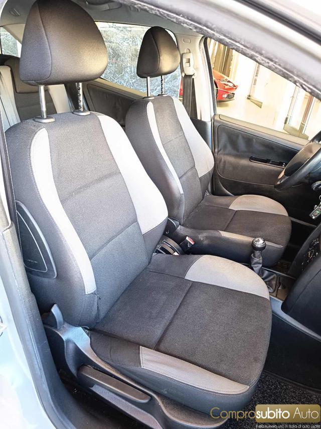 PEUGEOT 207 1.4 8V 75CV SW X Line