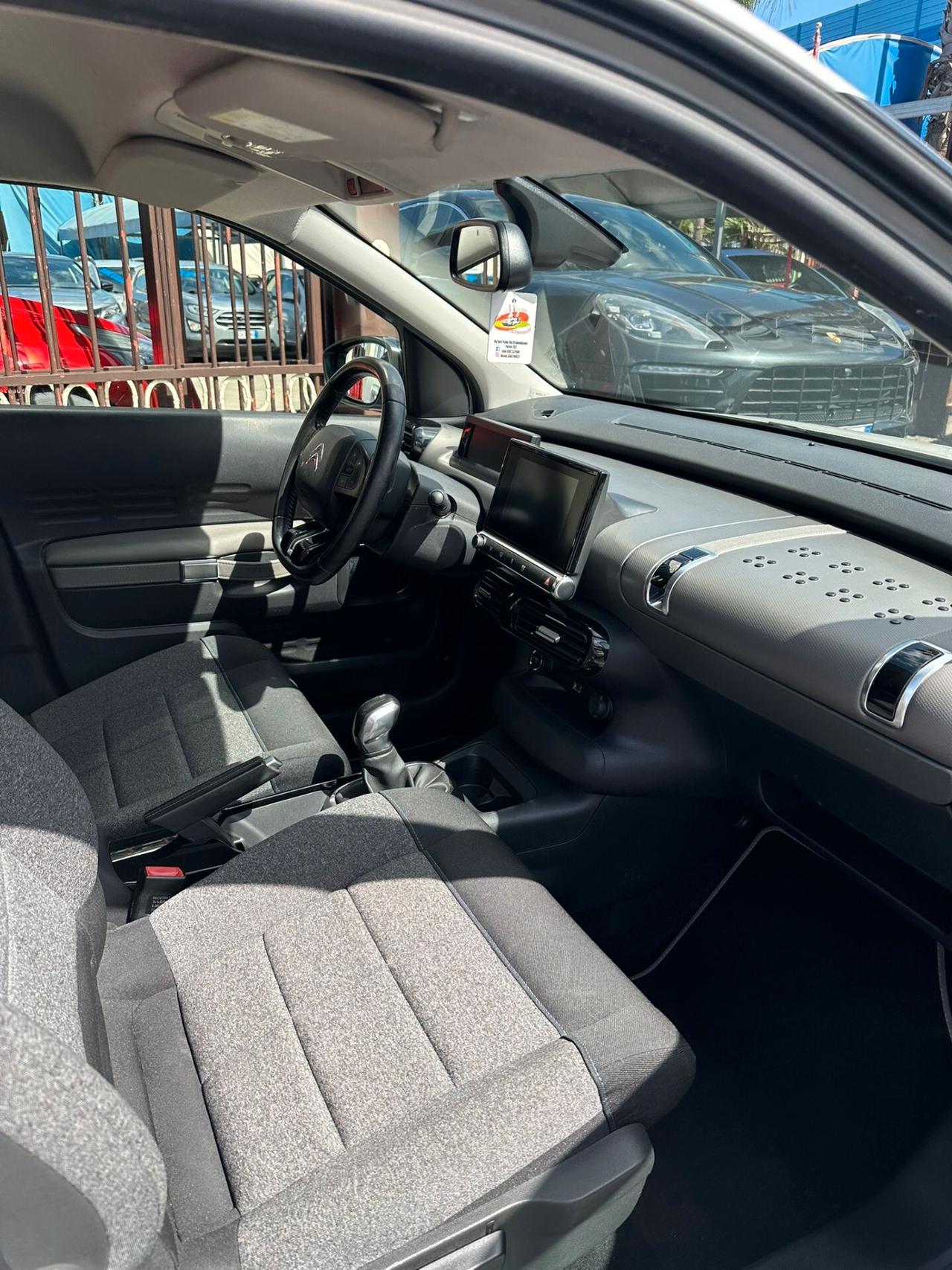 Citroen C4 Cactus BlueHDi 100 S&S Shine