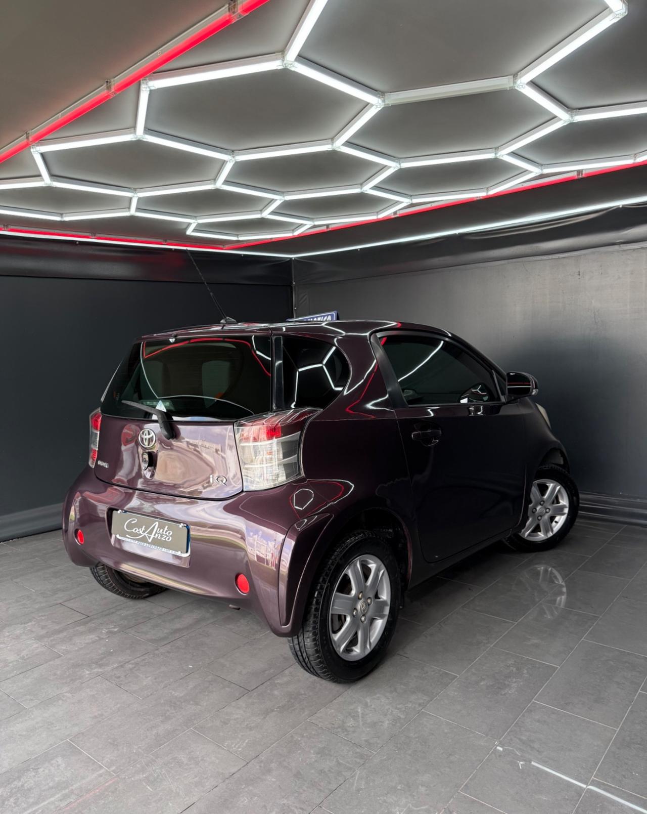 Toyota iQ 1.0 Benzina 2009 AUTOMATICA