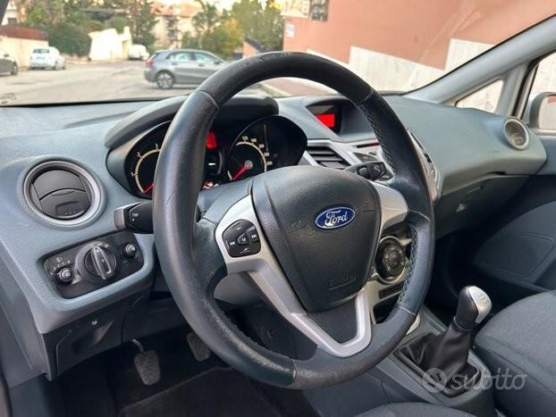 Ford Fiesta 1.4 TDCi ideale per neo patentati