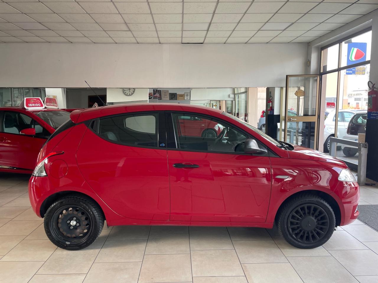 Lancia Ypsilon 1.2 69 CV 5 porte Elefantino - Nessun vincolo -
