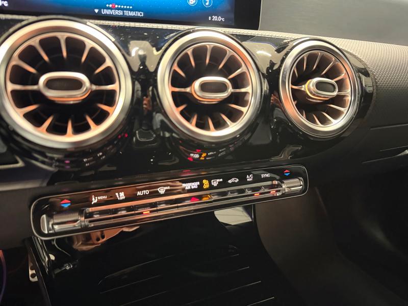 Mercedes CLA Shooting Brake 200 d Premium 4matic auto