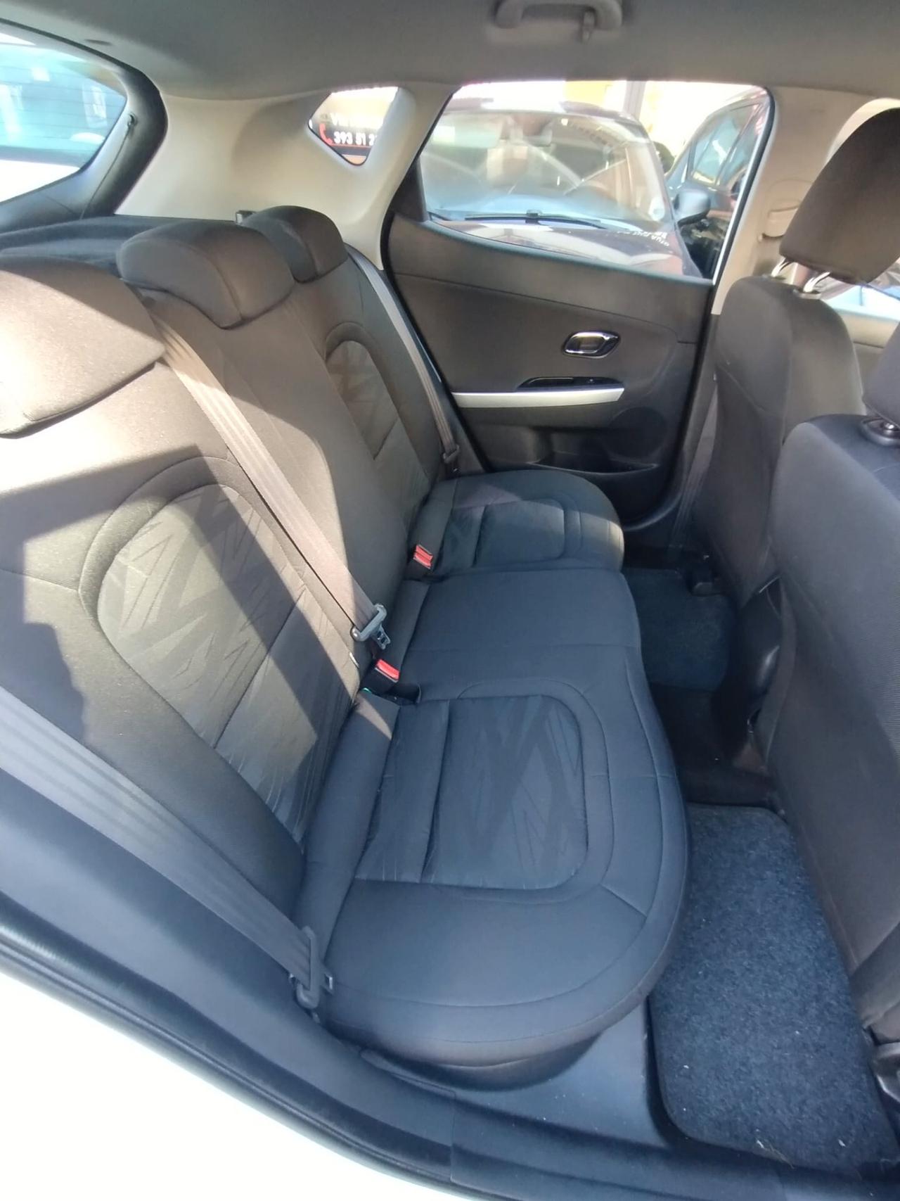 Kia Ceed cee'd 1.4 CVVT 5 porte Cool