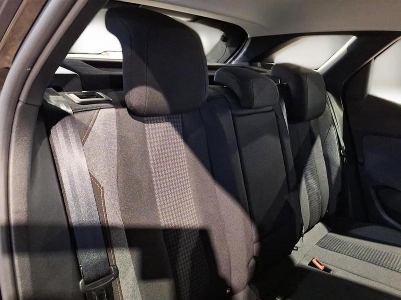 PEUGEOT 3008 BLUEHDI 130 SES ACTIVE BUSINESS 5 PORTE SUV